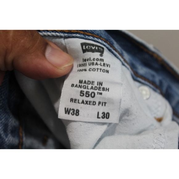 Levi's 550 Men Blue Jeans Relaxed Fit Denim Size 38X30 - Picture 3 of 9